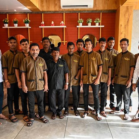 Adiraj Residency Otel Navi Mumbai Dış mekan fotoğraf
