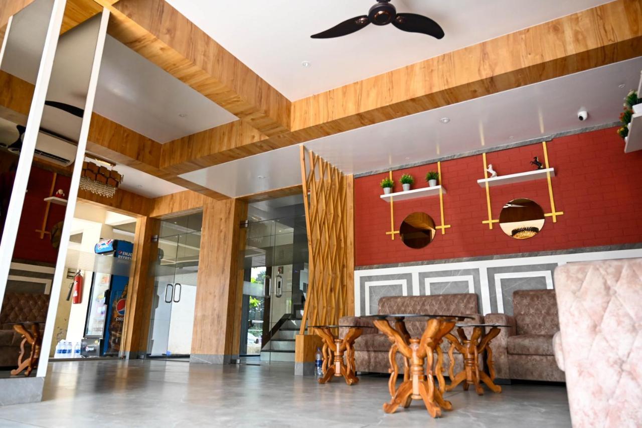 Adiraj Residency Otel Navi Mumbai Dış mekan fotoğraf