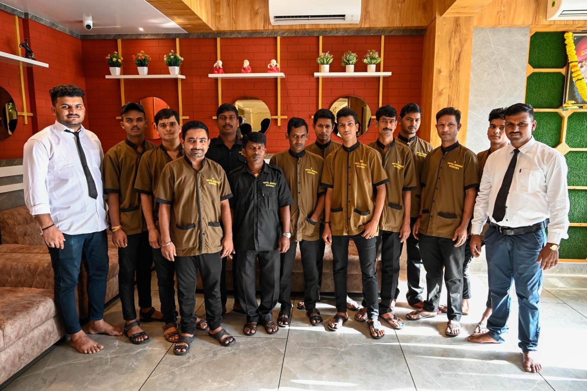 Adiraj Residency Otel Navi Mumbai Dış mekan fotoğraf