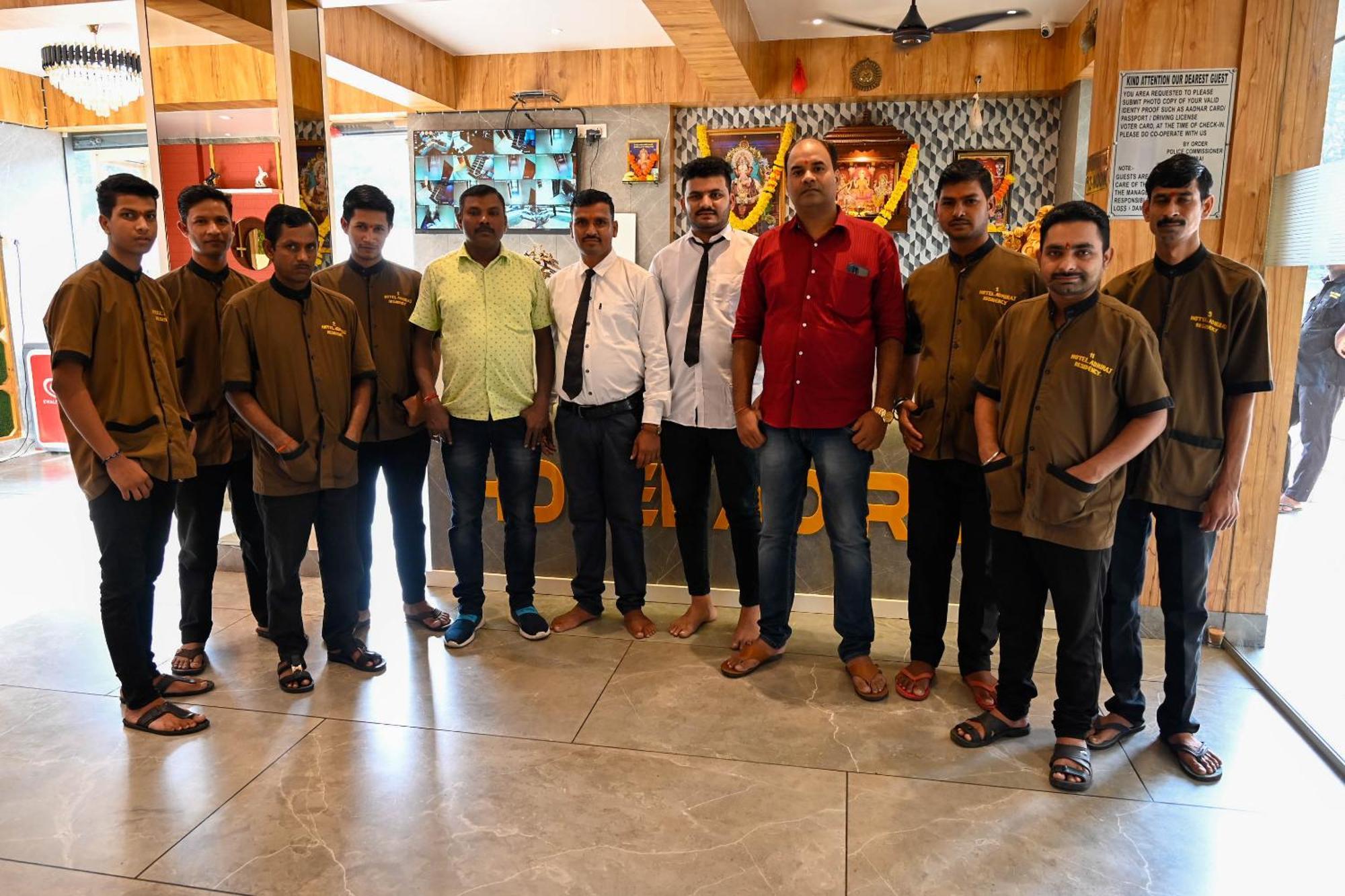 Adiraj Residency Otel Navi Mumbai Dış mekan fotoğraf