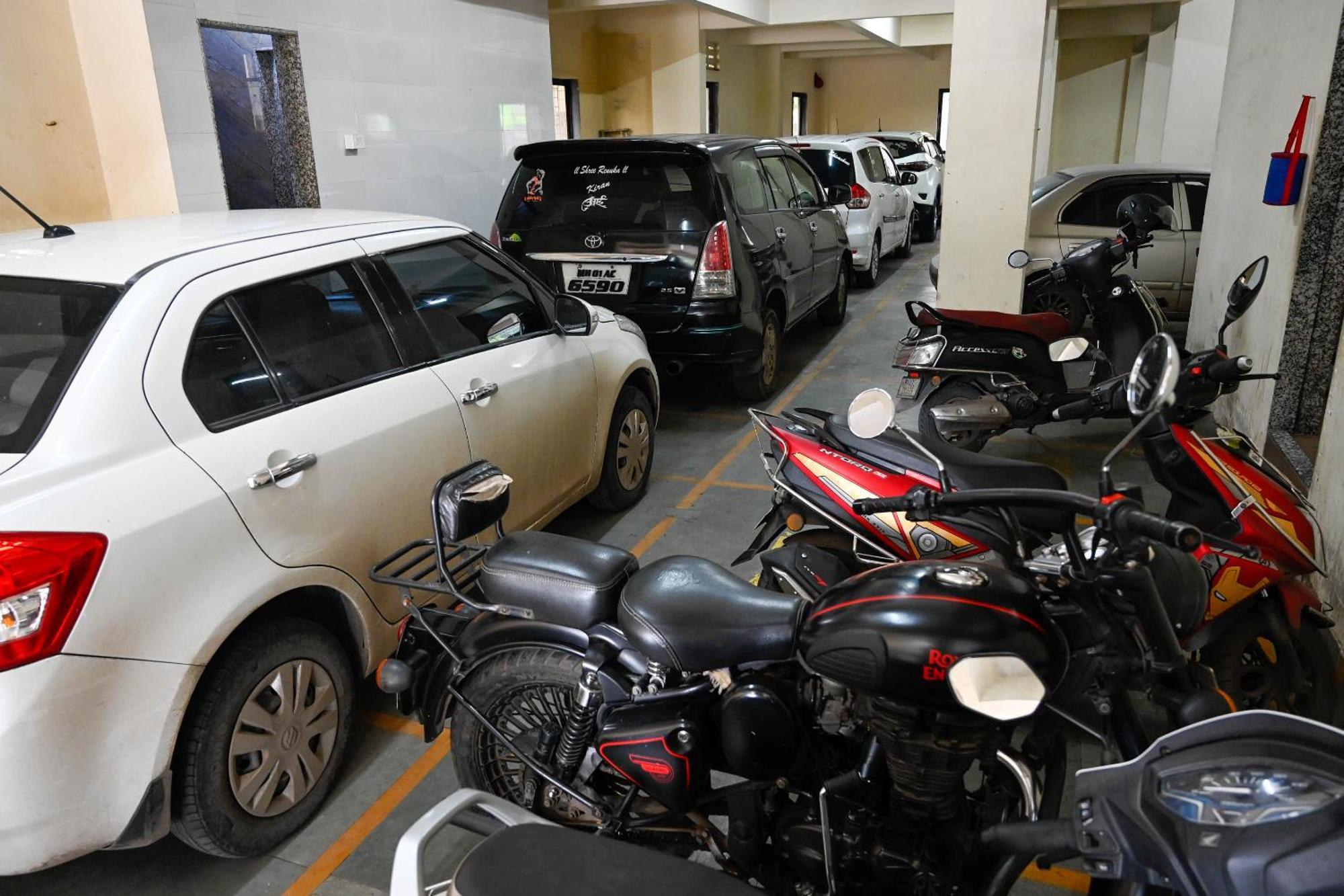 Adiraj Residency Otel Navi Mumbai Dış mekan fotoğraf