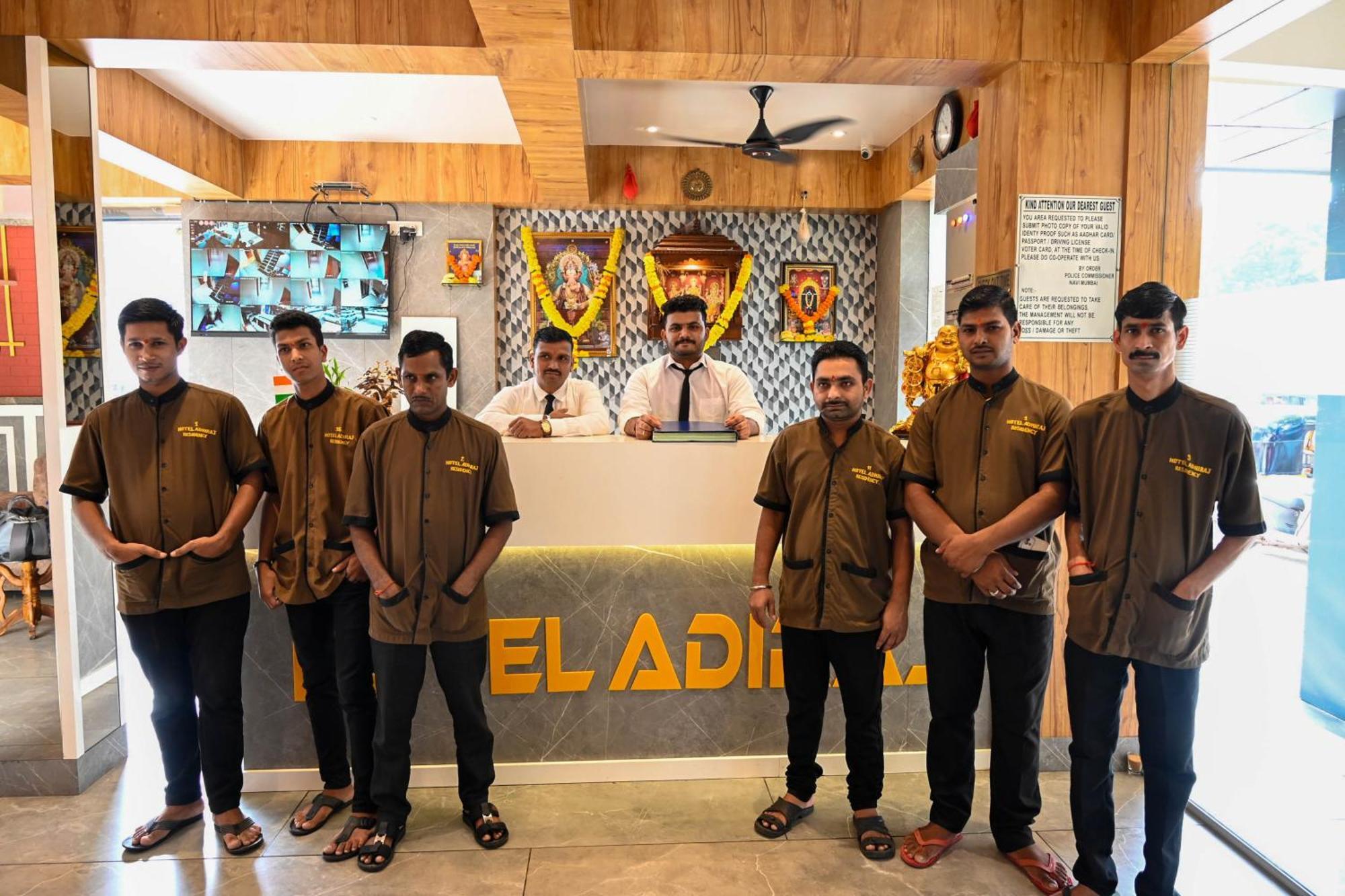 Adiraj Residency Otel Navi Mumbai Dış mekan fotoğraf