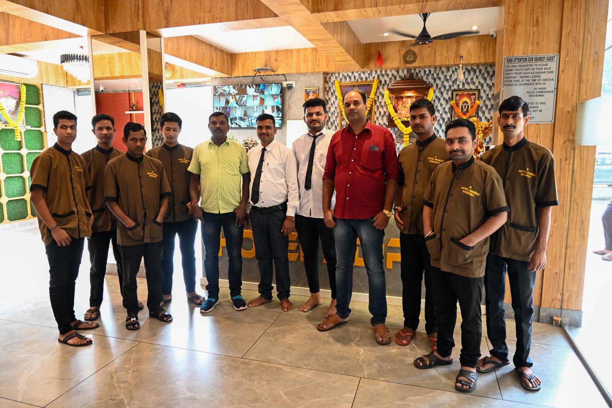 Adiraj Residency Otel Navi Mumbai Dış mekan fotoğraf