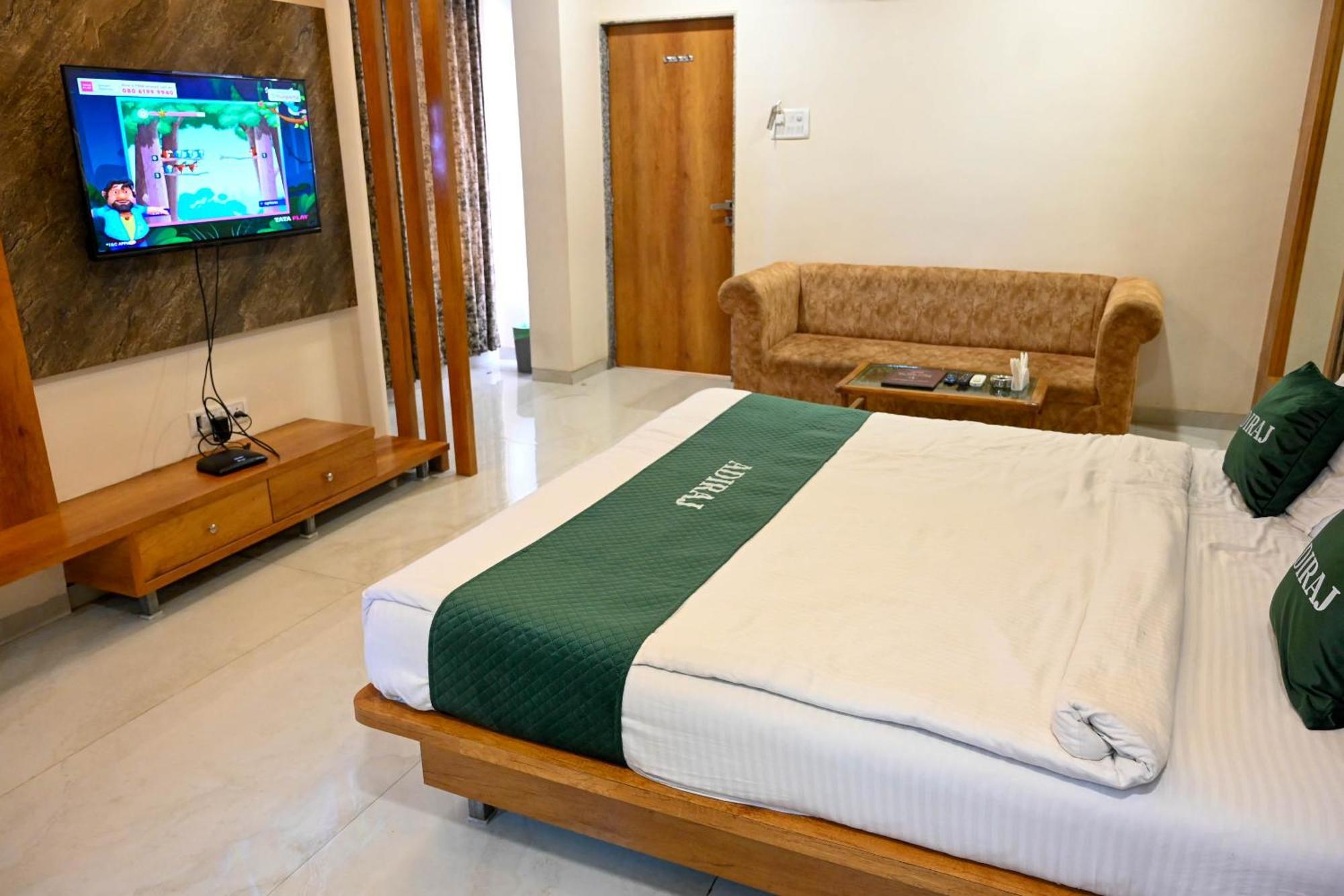 Adiraj Residency Otel Navi Mumbai Dış mekan fotoğraf