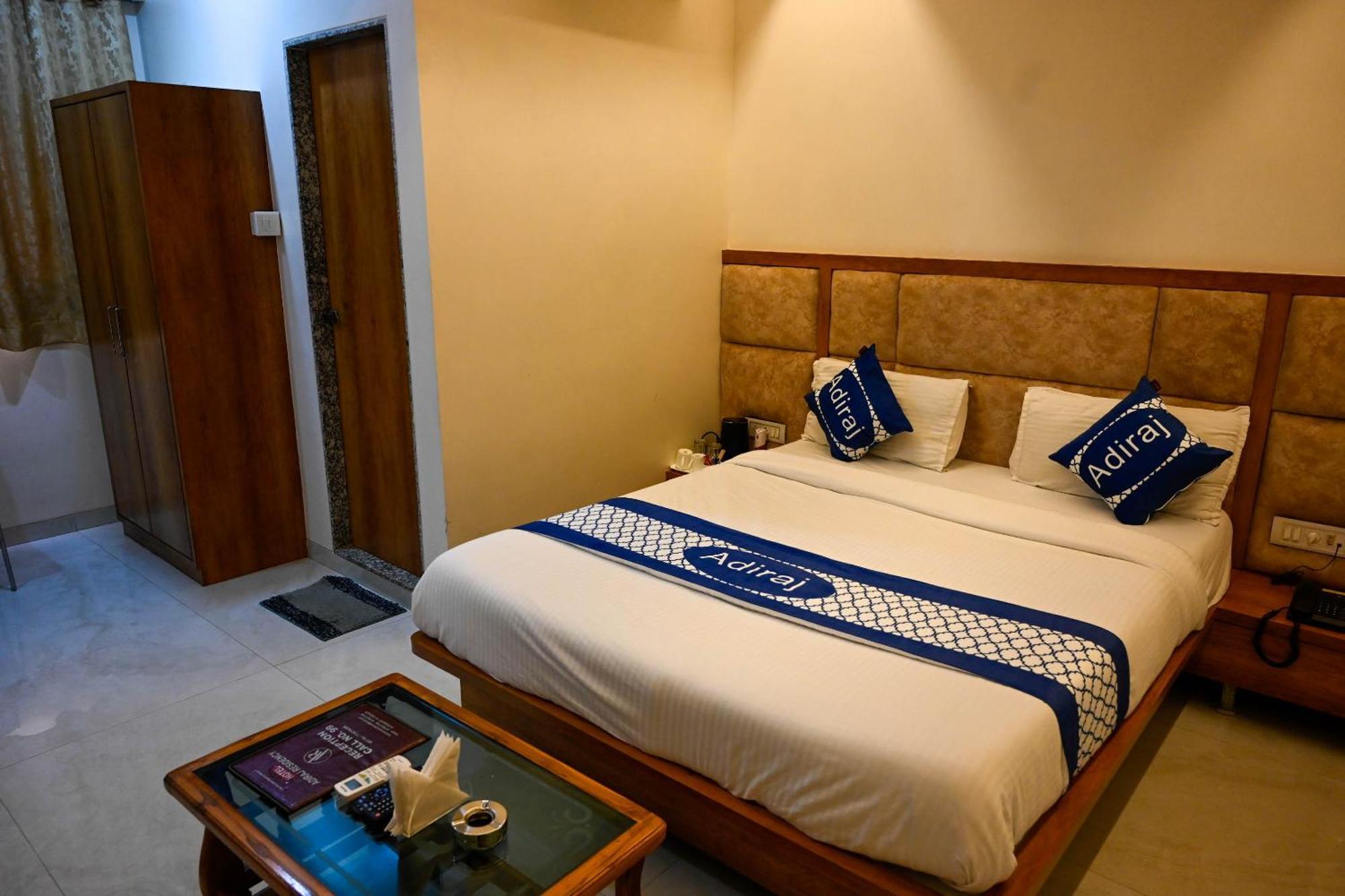 Adiraj Residency Otel Navi Mumbai Dış mekan fotoğraf
