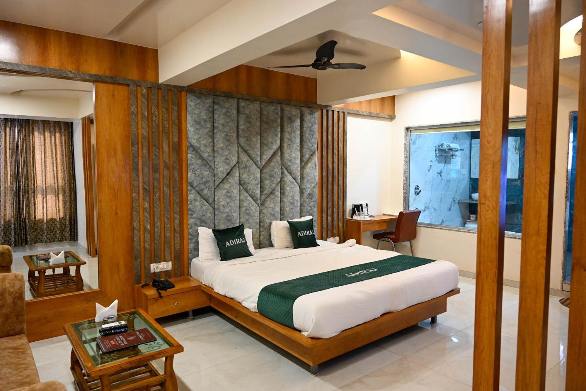 Adiraj Residency Otel Navi Mumbai Dış mekan fotoğraf