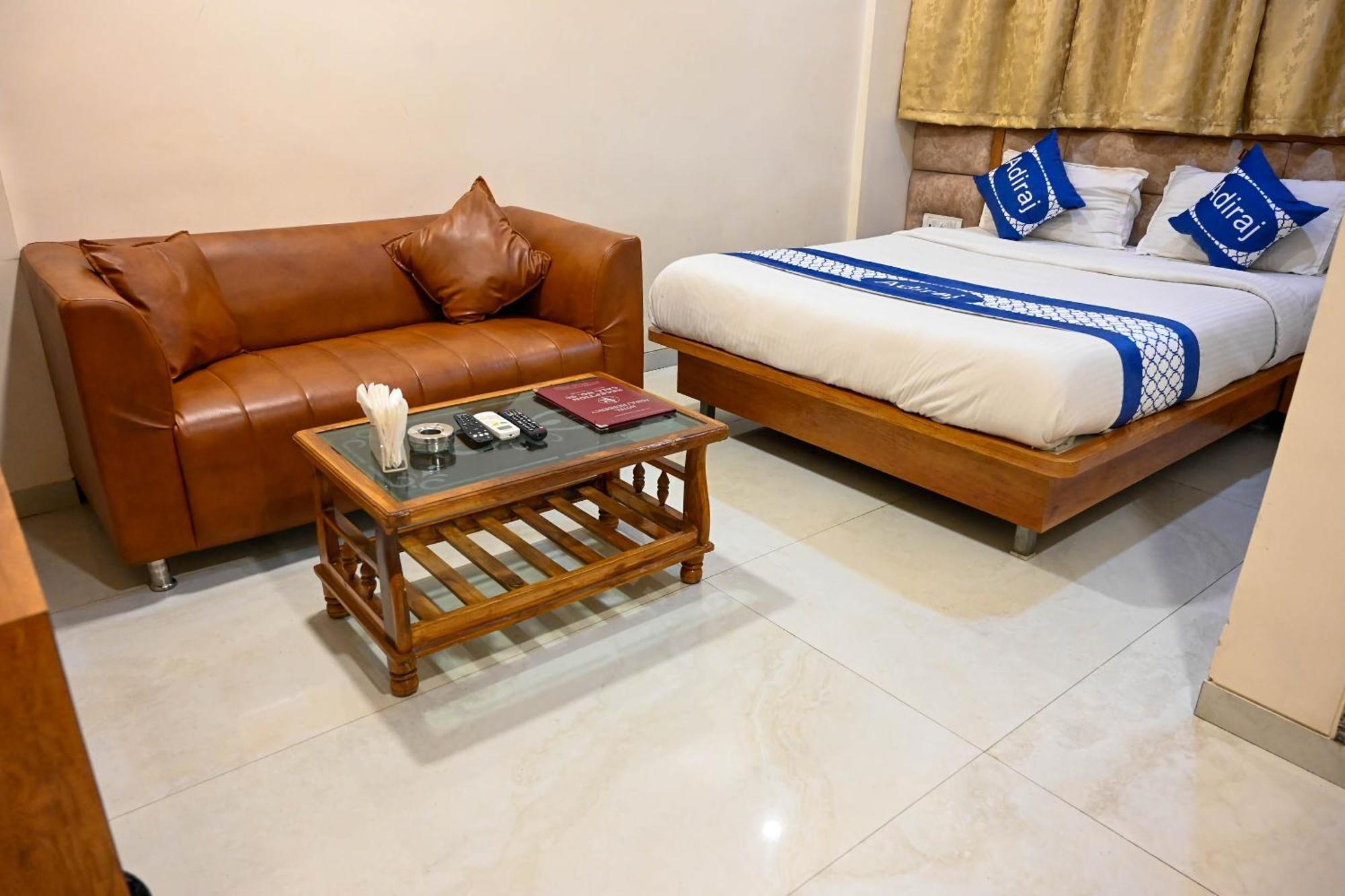 Adiraj Residency Otel Navi Mumbai Dış mekan fotoğraf